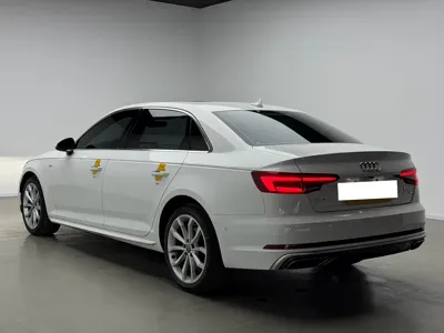 Audi A4L 2019, 125200 км, за 98300 CNY