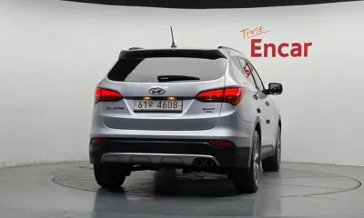 Hyundai Santafe 2013, 128379 км, за 8800000 KRW