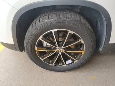 Volkswagen Tiguan 2016, 58000 км, за 62400 CNY - фото 23