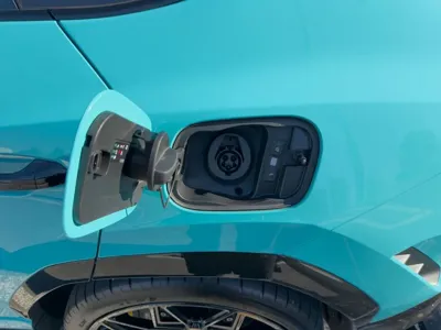 Lamborghini Urus 2025, 2000 км, за 276190000 KRW - фото 6