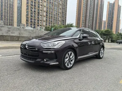 DS DS 5 · 2016 год