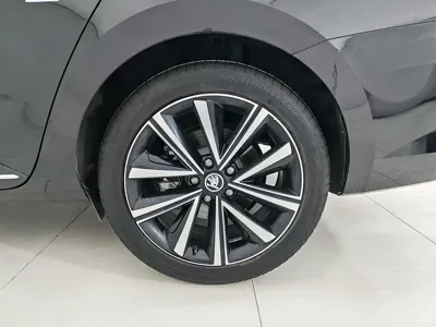 Skoda Superb 2024, 19000 км, за 96800 CNY - фото 21