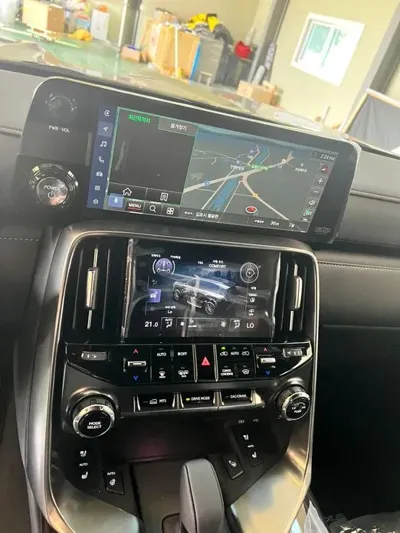 Lexus LX 2025, 60 км, за 225000000 KRW - фото 8