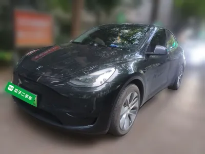 Tesla Model Y 2022, 33100 км, за 168845.3 CNY - фото 1