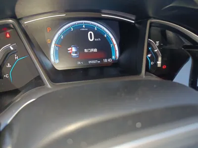 Honda Civic 2016, 92000 км, за 60032.87 CNY - фото 13