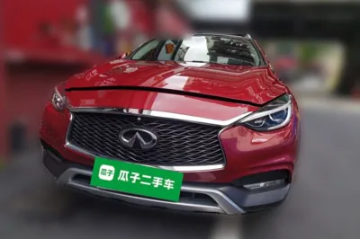 Infiniti QX30 2018, 114100 км, за 55788.17 CNY
