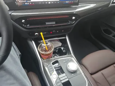 BMW 3-Series 2025, 2030 км, за 0 KRW - фото 7
