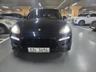 Porsche Cayenne · 2013 год