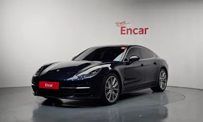 Porsche Panamera · 2018 год