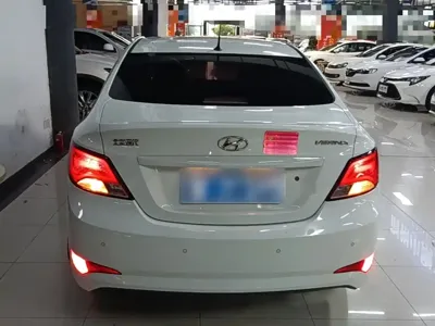 Hyundai Verna 2015, 75500 км, за 14400 CNY - фото 6