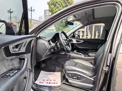 Audi Q7 2018, 153000 км, за 149800 CNY - фото 3