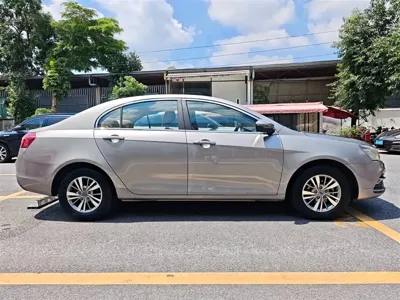 Geely Emgrand 2018, 86000 км, за 10200 CNY