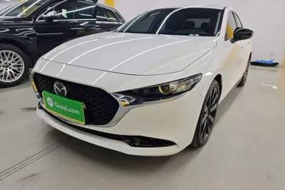 Mazda Mazda 3 Axela · 2022 год