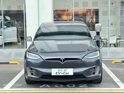 Tesla Model X 2018, 150000 км, за 149800 CNY