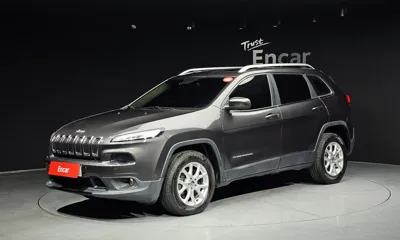 Jeep Cherokee · 2015 год