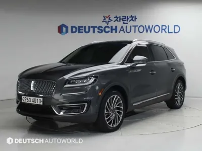 Lincoln Nautilus · 2020 год