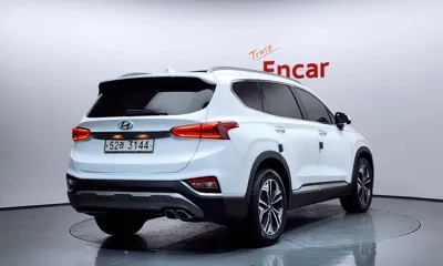 Hyundai Santafe 2019, 136126 км, за 18400000 KRW