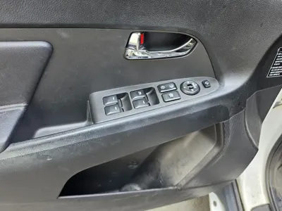Kia Sportage 2012, 190000 км, за 4000000 KRW - фото 9