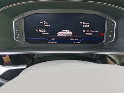 Volkswagen Passat 2023, 31200 км, за 138841.72 CNY - фото 13