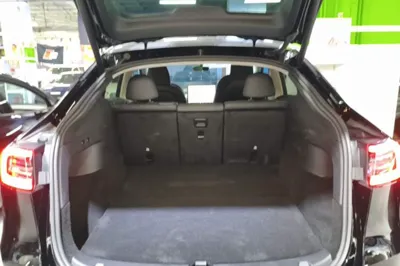 Tesla Model Y 2023, 46300 км, за 215923.9 CNY - фото 30