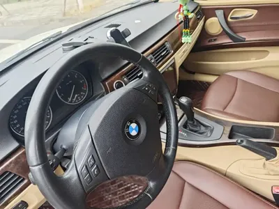 BMW 3 Series 2012, 96000 км, за 21900 CNY - фото 15