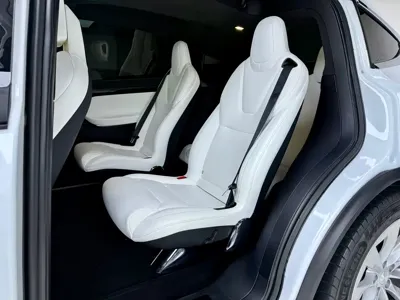 Tesla Model X 2019, 158000 км, за 228000 CNY - фото 6