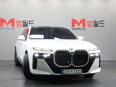 BMW 7-Series 2024, 21589 км, за 121000000 KRW
