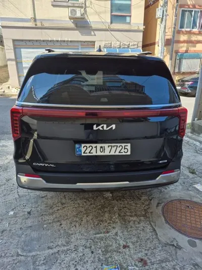 Kia Canival 2025, 8131 км, за 26740000 KRW - фото 5
