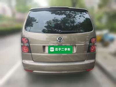 Volkswagen Touran 2015, 95000 км, за 44356.57 CNY - фото 5