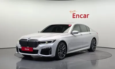 BMW 7-Series · 2022 год