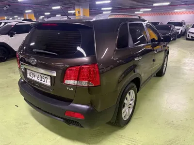 Kia Sorento 2010, 129777 км, за 4500000 KRW - фото 6