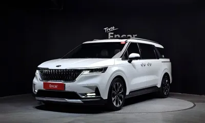 Kia Canival · 2021 год