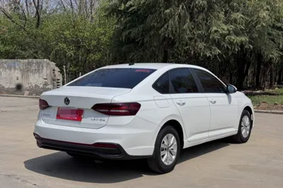 Volkswagen Lavida 2023, 74100 км, за 69747.16 CNY - фото 8