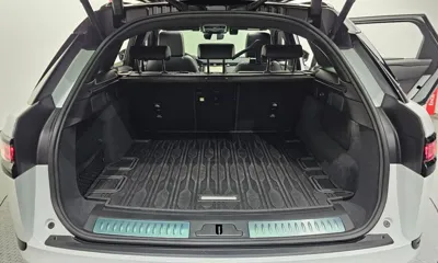 Land Rover Range Rover Velar 2025, 16086 км, за 73000000 KRW - фото 20