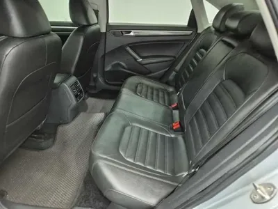 Volkswagen Passat 2018, 93635 км, за 7900000 KRW - фото 12