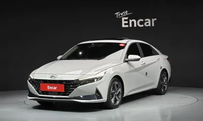Hyundai Avante · 2022 год