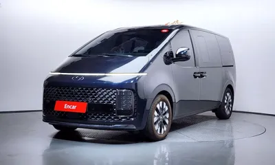 Hyundai Staria · 2022 год