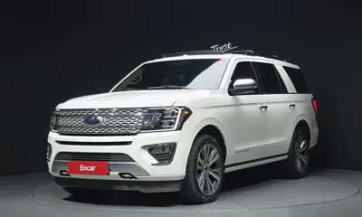 Ford Expedition · 2021 год
