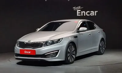 Kia K5 · 2012 год