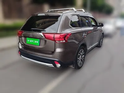 Mitsubishi Outlander 2016, 145400 км, за 45014.56 CNY - фото 6