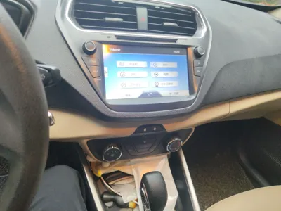 Ford Escort 2015, 96700 км, за 22025.66 CNY - фото 14