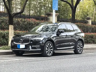 Volvo XC60 · 2023 год