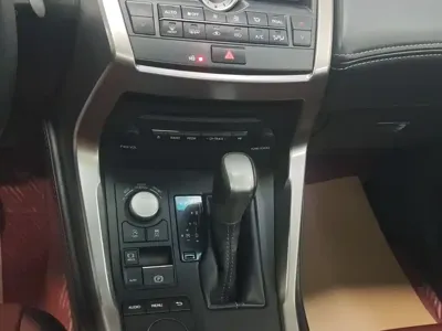 Lexus NX 2015, 93000 км, за 83900 CNY - фото 16