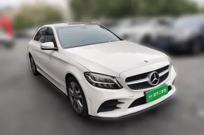 Mercedes-Benz C-Class 2019, 99600 км, за 102513.38 CNY - фото 3