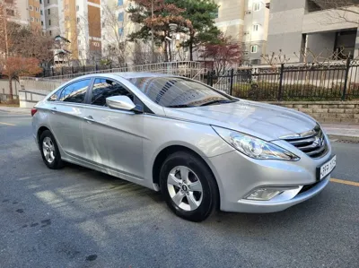 Hyundai Sonata 2014, 177000 км, за 4100000 KRW