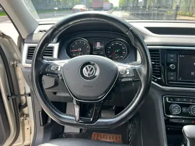 Volkswagen Teramont 2019, 160000 км, за 91800 CNY - фото 9