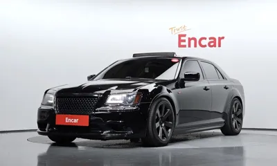Chrysler 300C · 2013 год