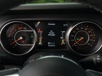 Jeep Wrangler 2018, 35000 км, за 198000 CNY - фото 15