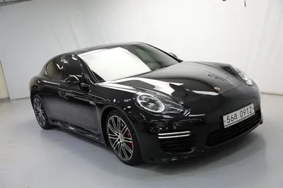 Porsche Panamera · 2015 год