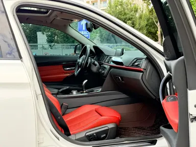 BMW 3 Series 2015, 148000 км, за 79800 CNY - фото 10